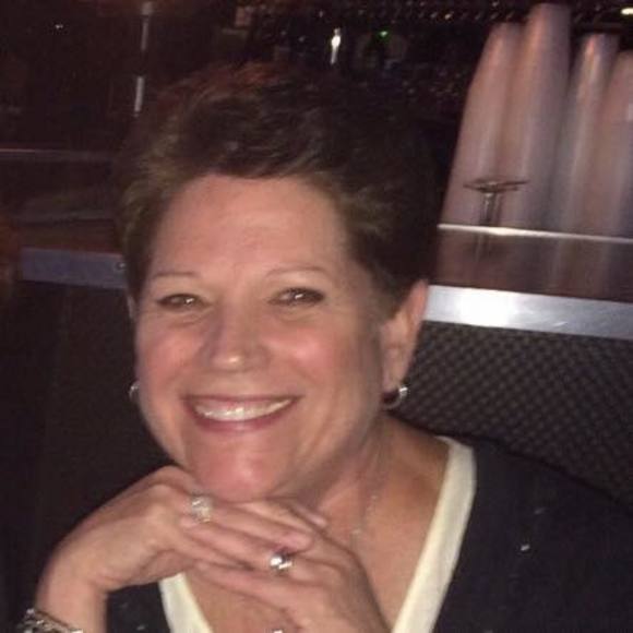 Meet your Posher, Cynthia - Picture 1 of 1